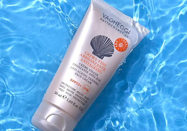 Solkräm är en av de viktigaste dellarna i hudvård. Skyddar man inte huden vid solexponering kan det orsaka skada längre fram i tiden.